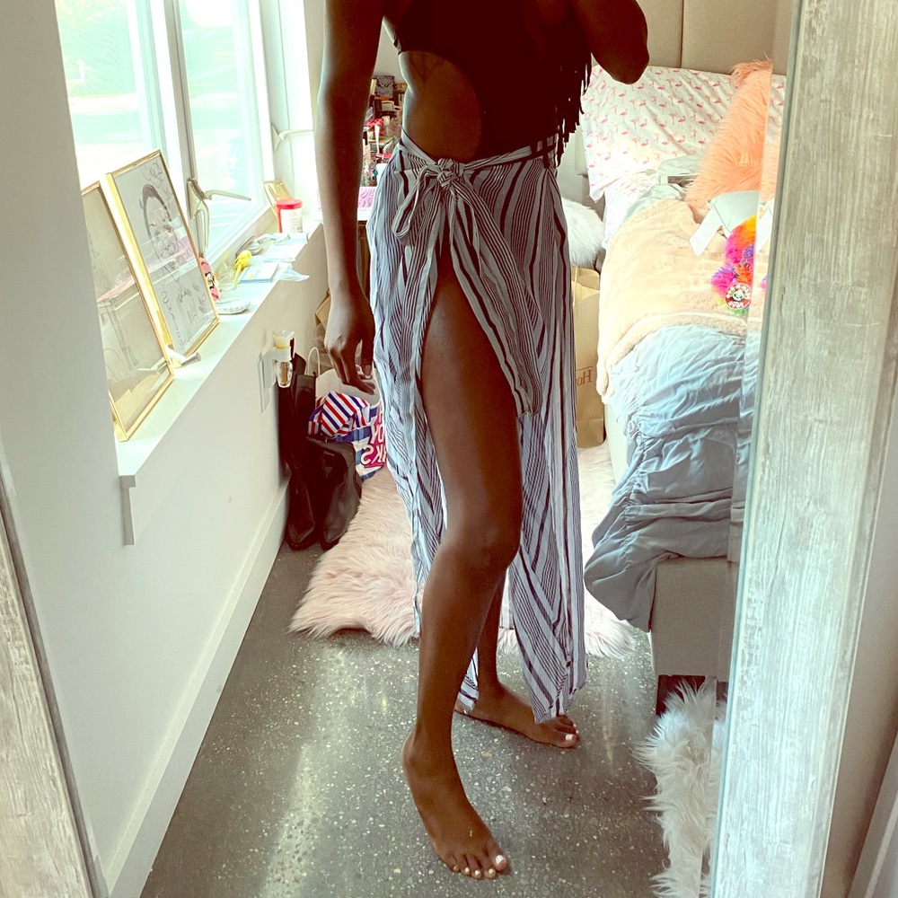 Striped coverup
